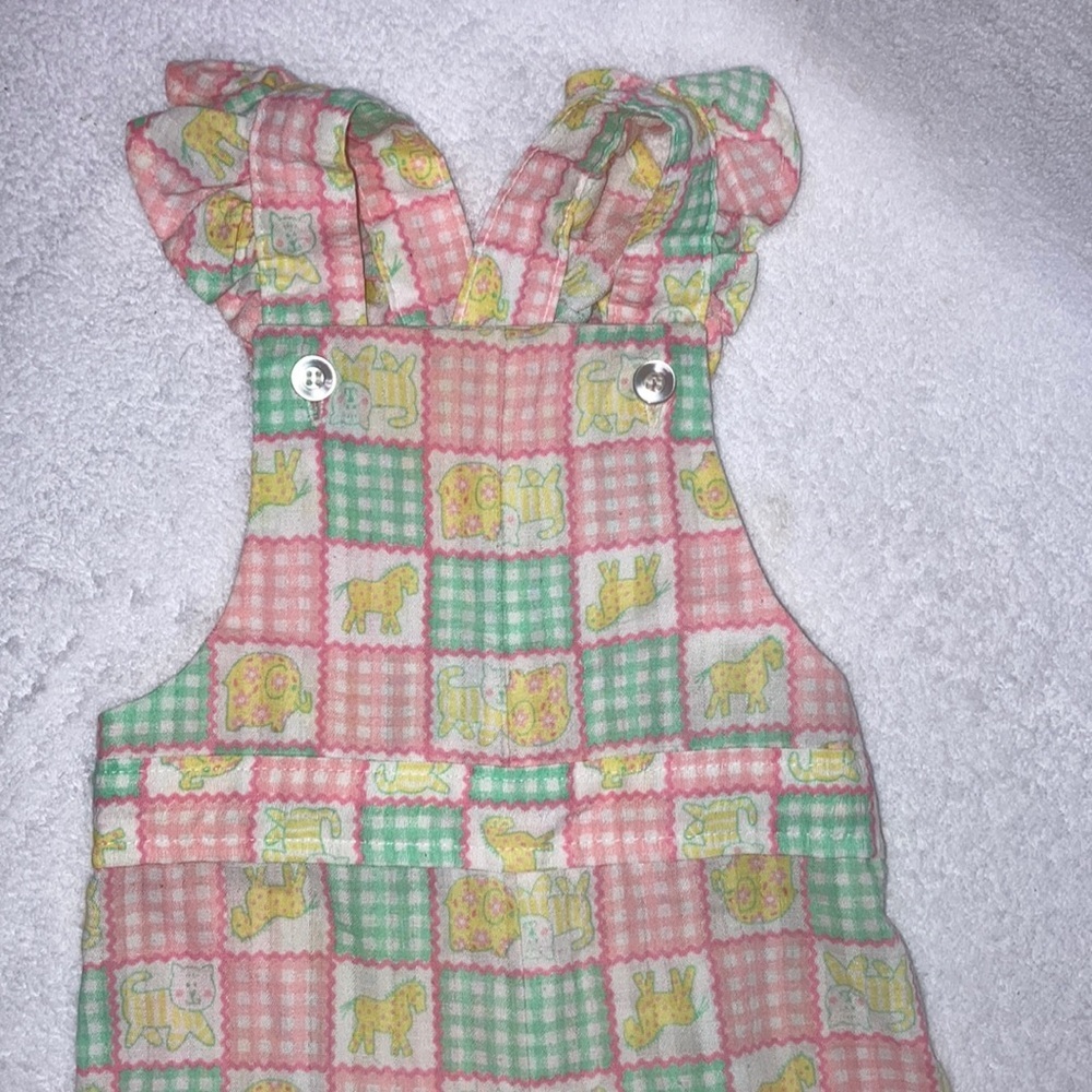 Vintage Healthtex patchwork print ruffle strap overalls 18m